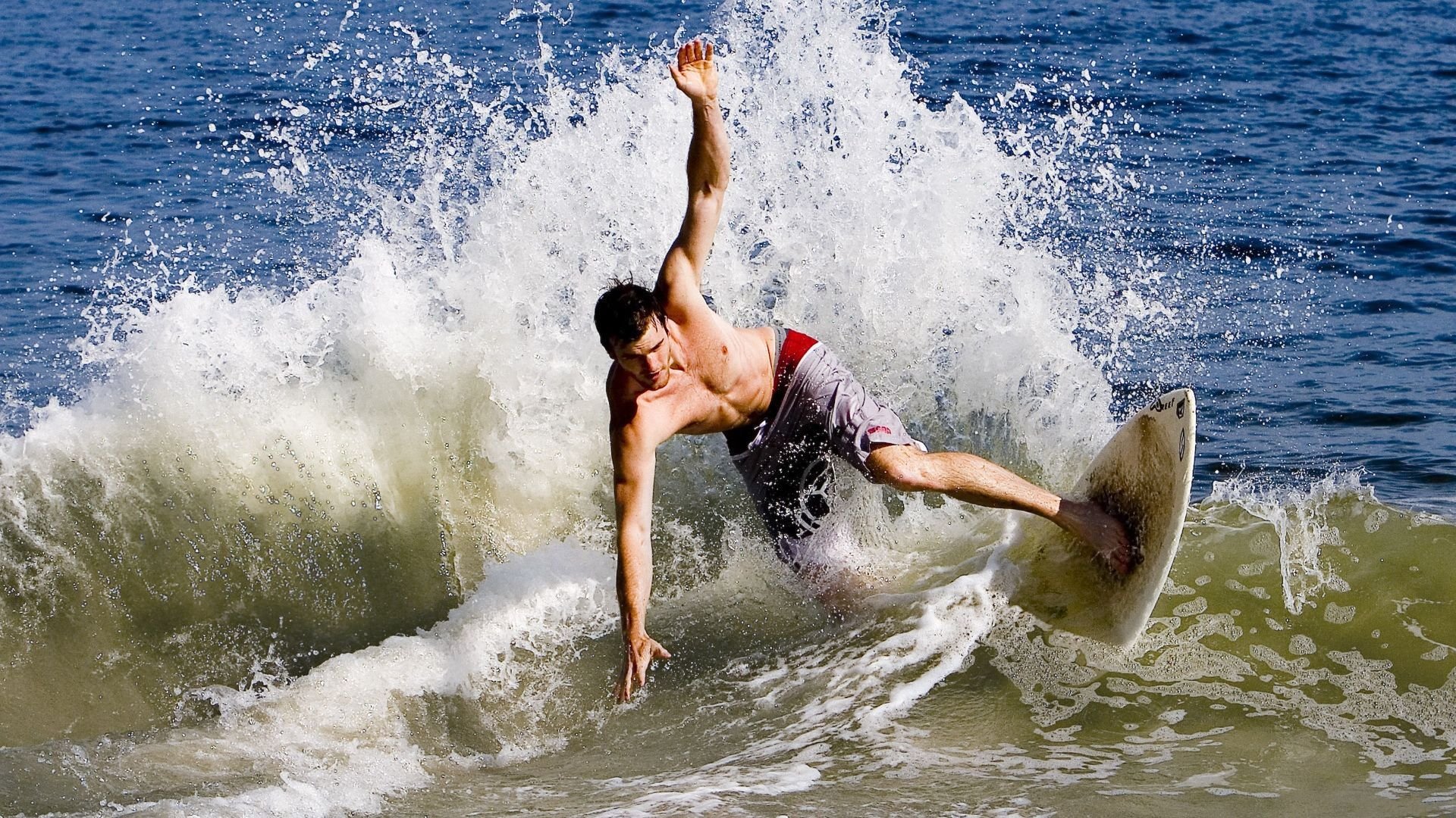 蛙泳强手助荷兰闯进决赛，蛙泳冠军慢动作视频